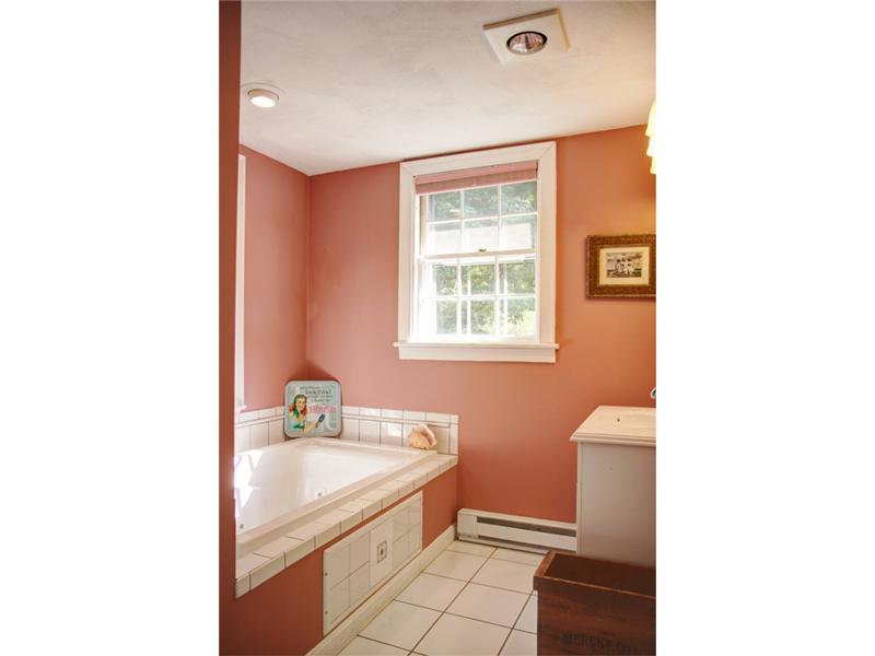 9 Old W Wrentham Road Cumberland, RI 02864 - Photo 10 of 25 Bathroom.