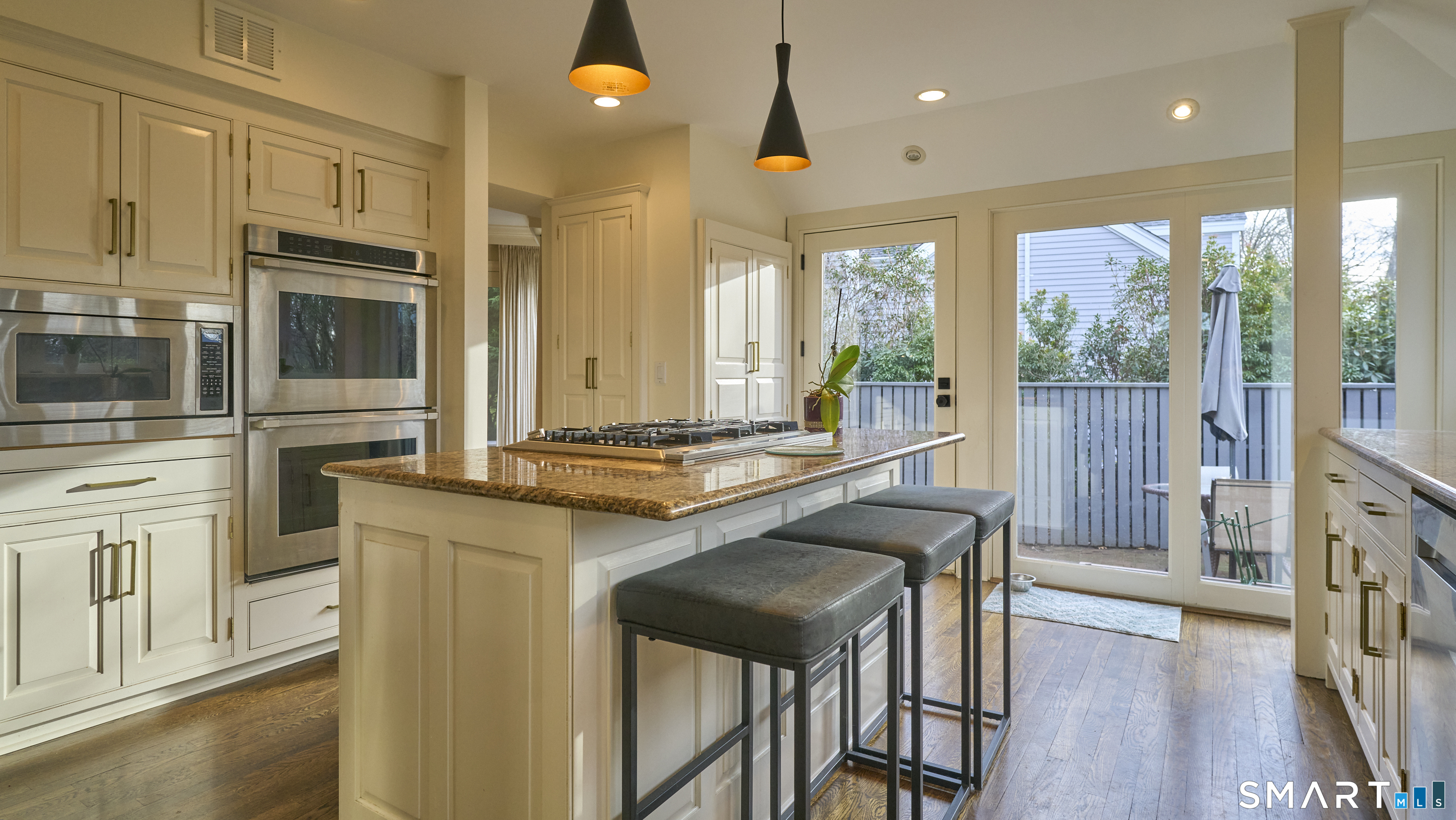 19 Money Point Road Stonington, CT 06355 - Photo 15 of 34