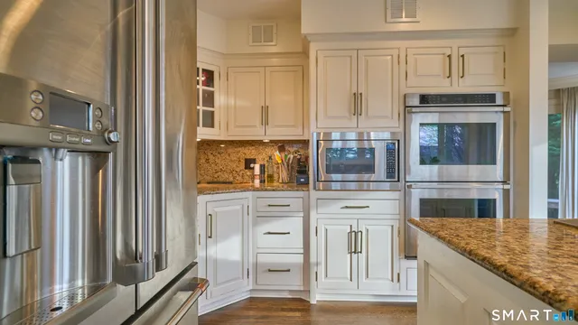 $1,295,000 | 19 Money Point Road, Stonington, CT 06355