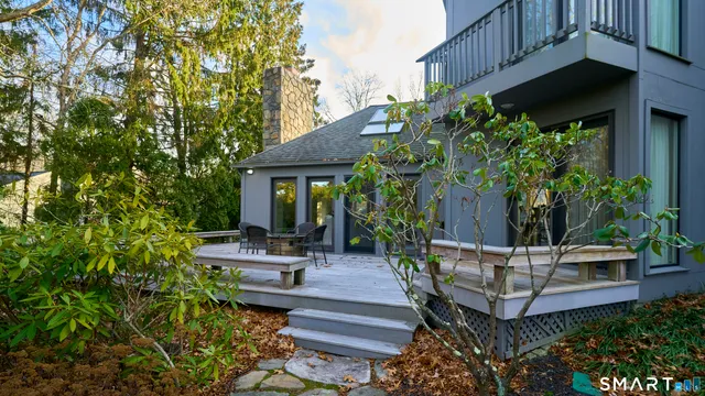 $1,295,000 | 19 Money Point Road, Stonington, CT 06355