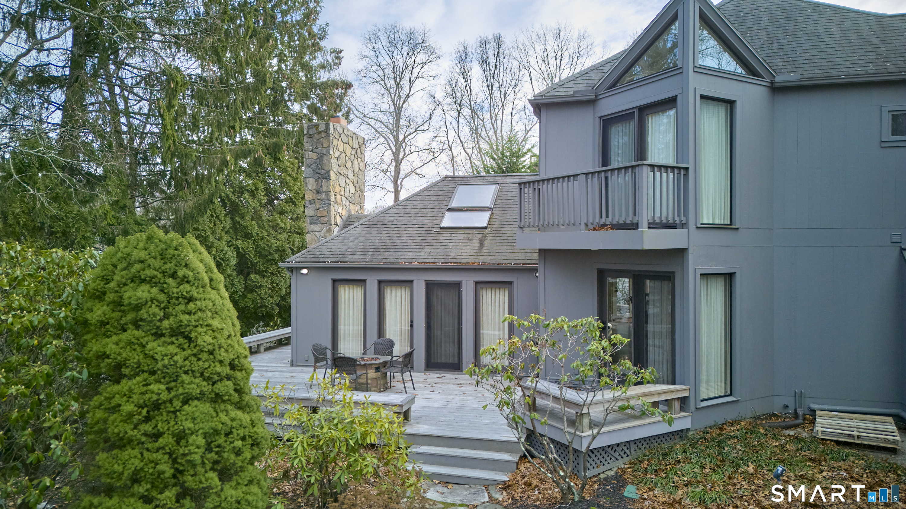 19 Money Point Road Stonington, CT 06355 - Photo 3 of 34