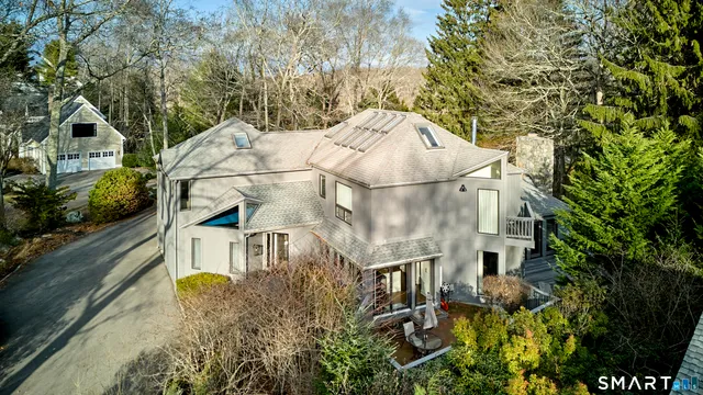 $1,295,000 | 19 Money Point Road, Stonington, CT 06355