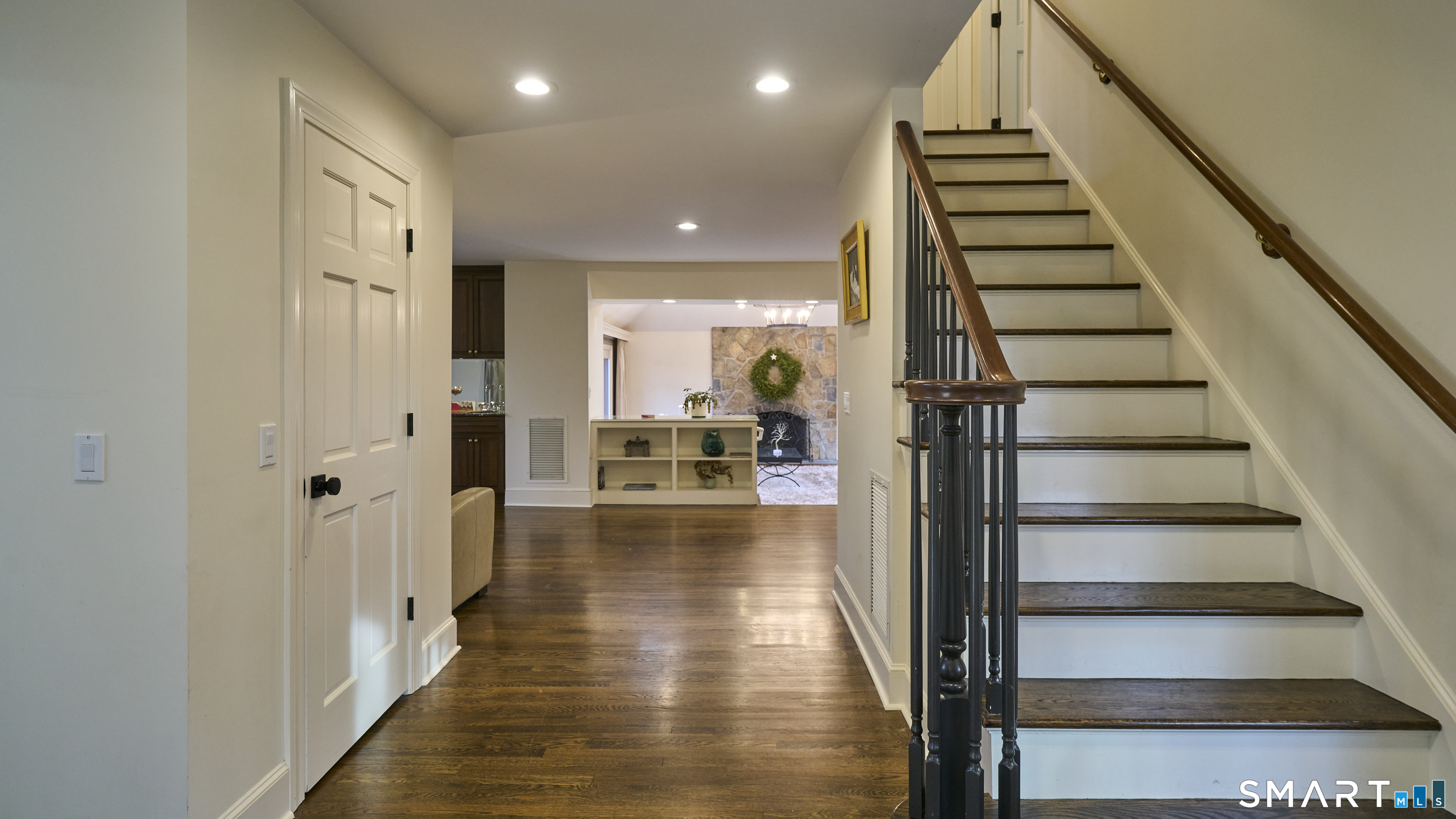 19 Money Point Road Stonington, CT 06355 - Photo 6 of 34