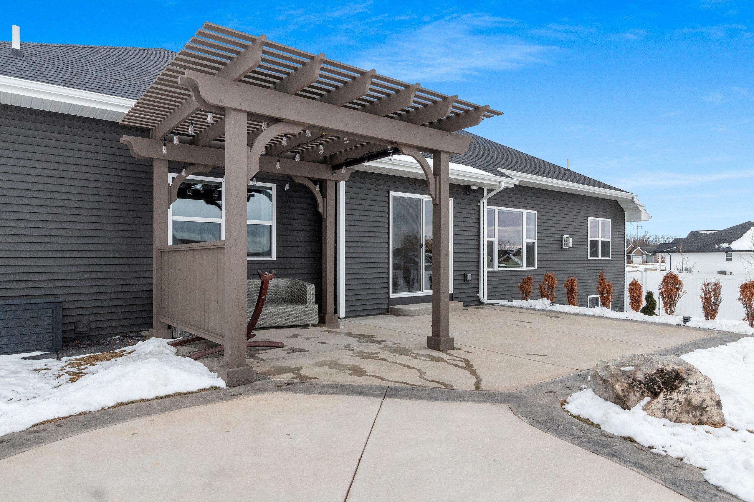 2885 Sussex Road Green Bay, WI 54311 - Photo 57 of 72