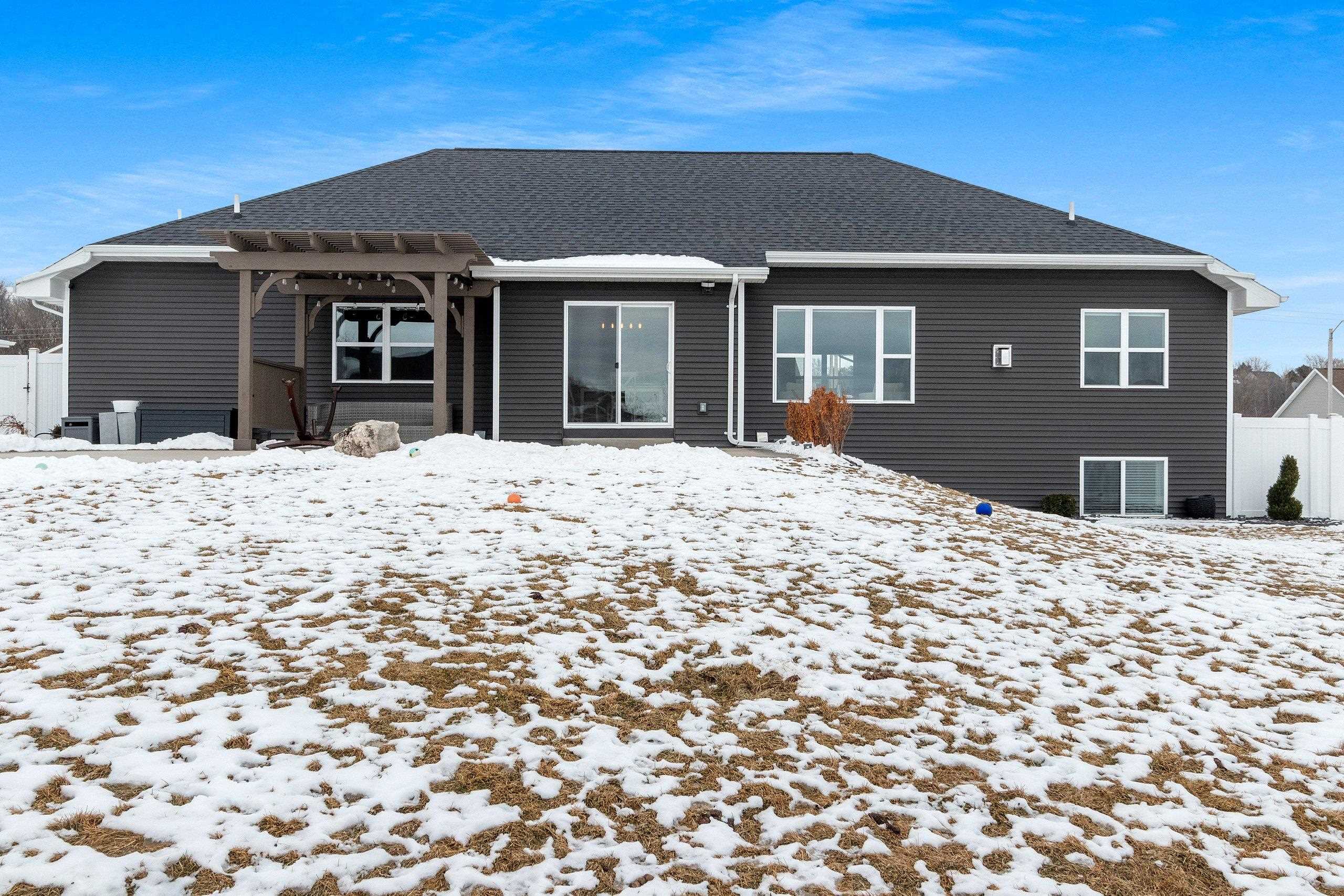 2885 Sussex Road Green Bay, WI 54311 - Photo 8 of 72