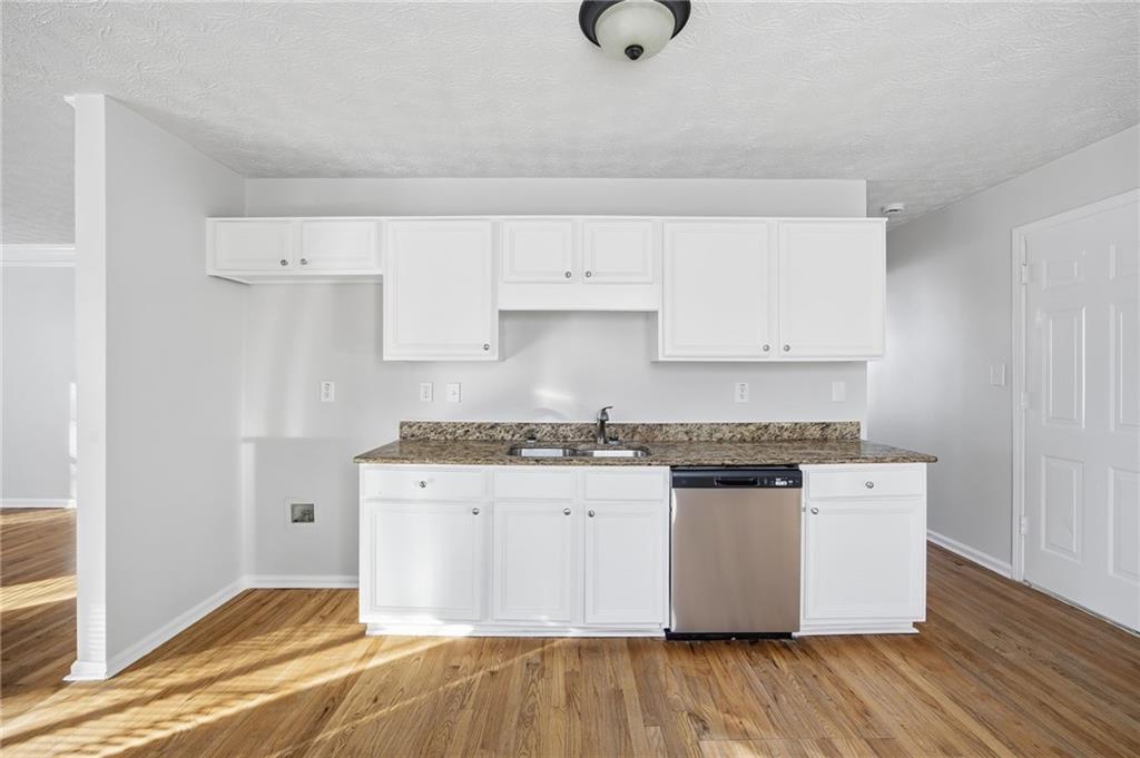 1237 Ling Way Austell, GA 30168 - Photo 5 of 29