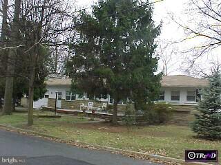 305 Rutgers Avenue Hamilton, NJ 08619 - Photo 2 of 2