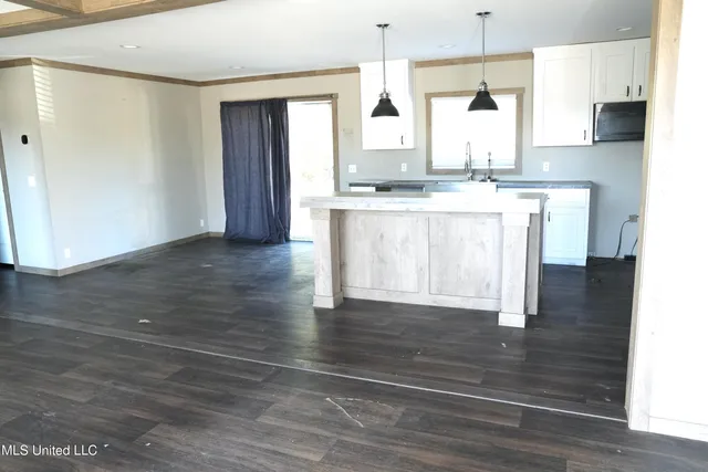 $725,000 | 1082 Double M Summit, Summit, MS 39666