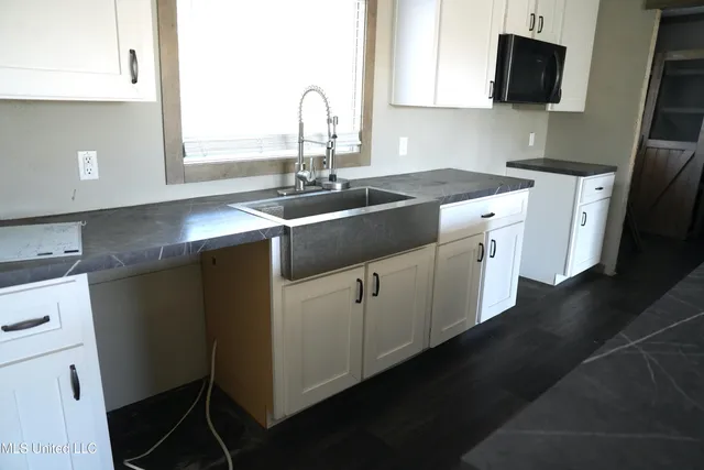 $725,000 | 1082 Double M Summit, Summit, MS 39666