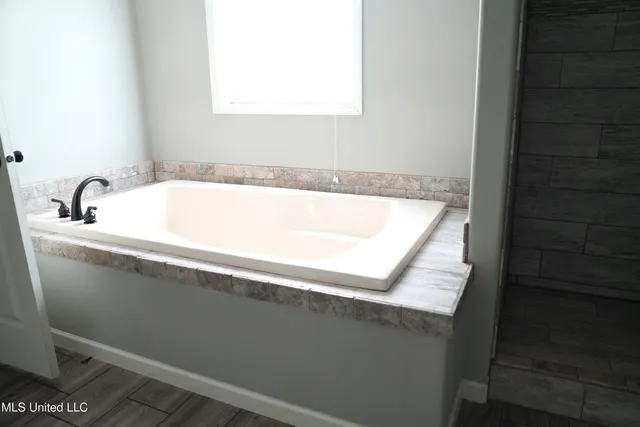 $725,000 | 1082 Double M Summit, Summit, MS 39666