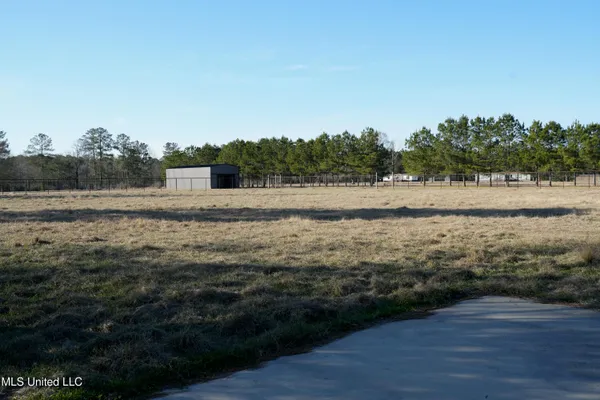 $725,000 | 1082 Double M Summit, Summit, MS 39666