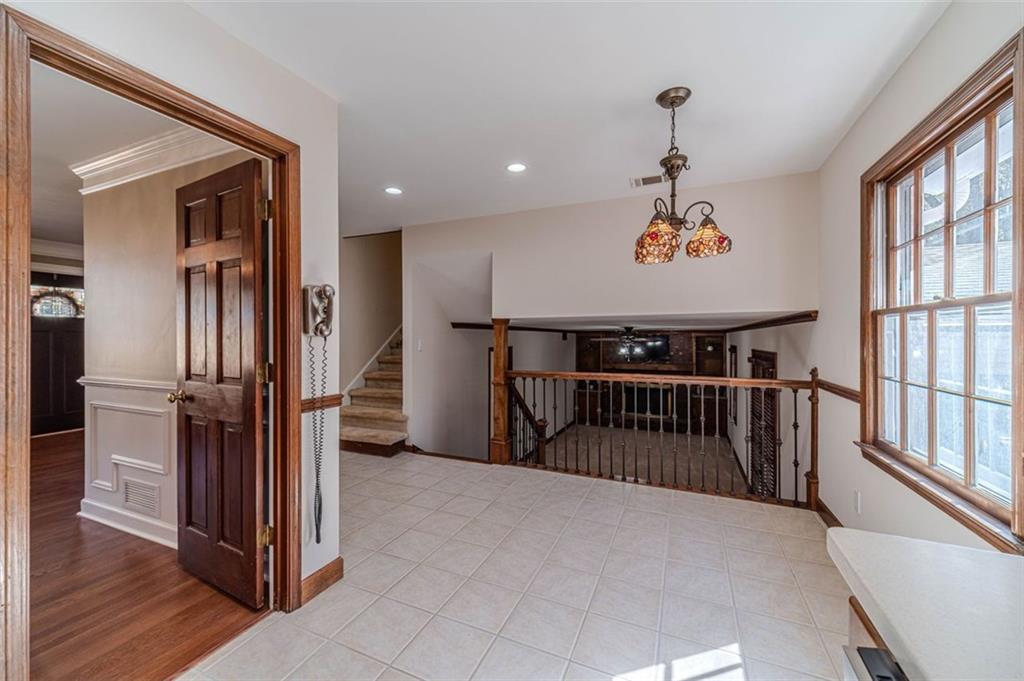 565 James Street Southwest Lilburn, GA 30047 - Photo 16 of 67