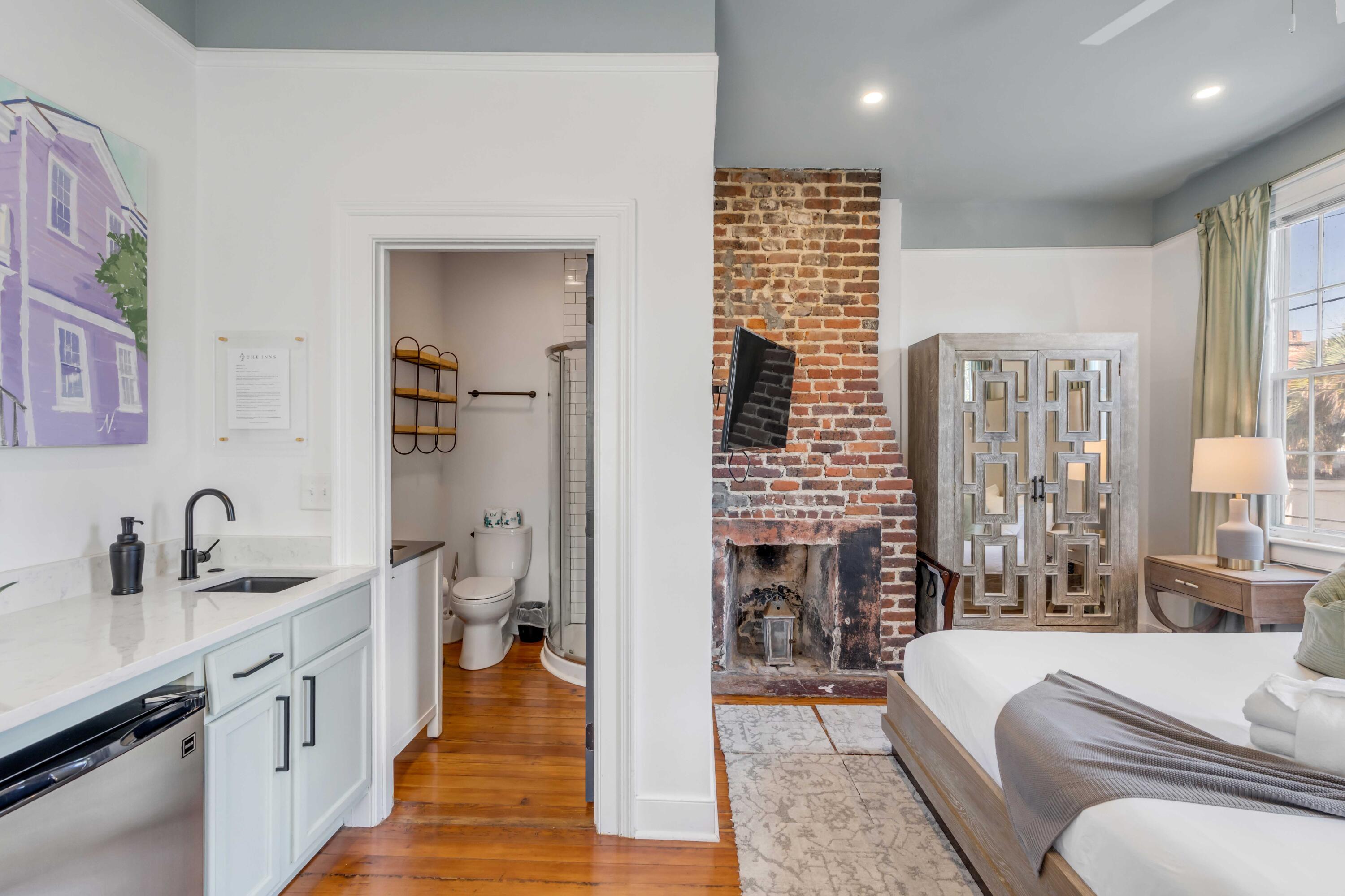 40 Spring Street, Unit A & B Charleston, SC 29403 - Photo 16 of 42 DSC01362