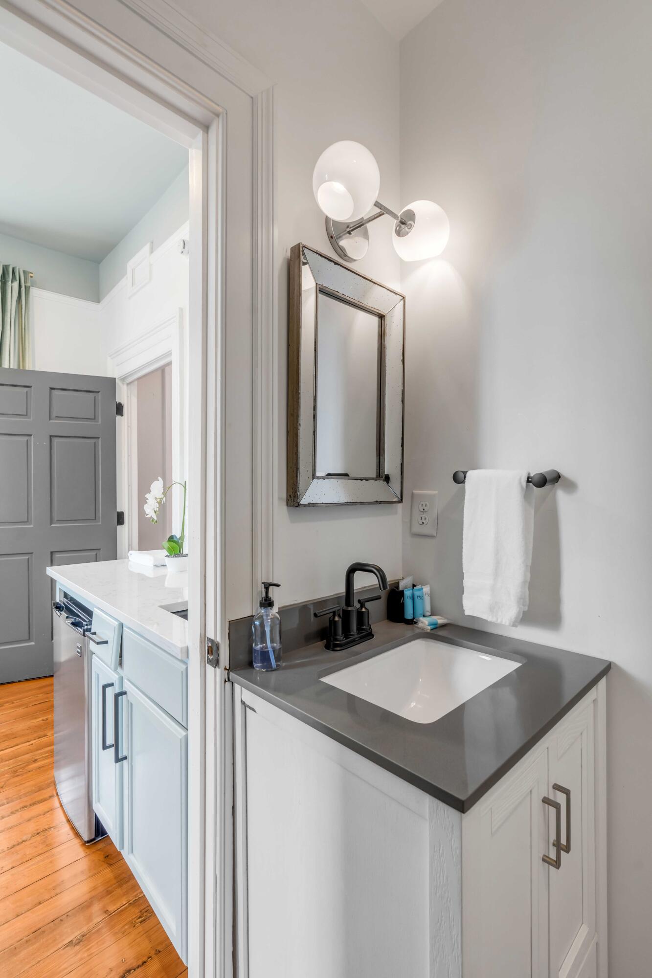 40 Spring Street, Unit A & B Charleston, SC 29403 - Photo 21 of 42 DSC01372