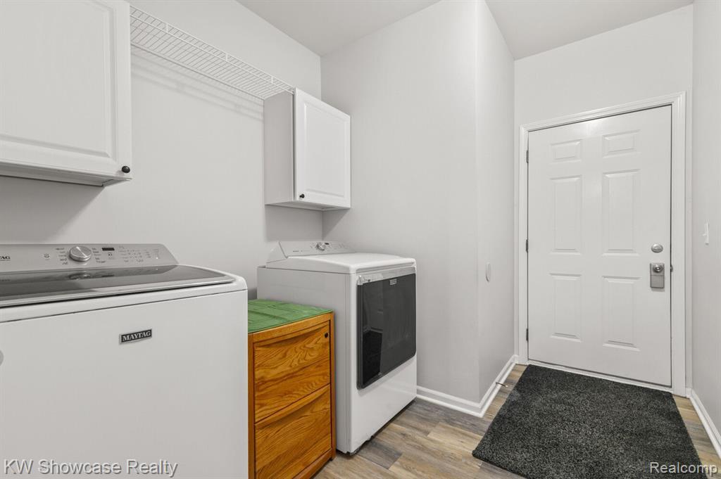 4301 Hampton Ridge Boulevard Howell, MI 48843 - Photo 13 of 25