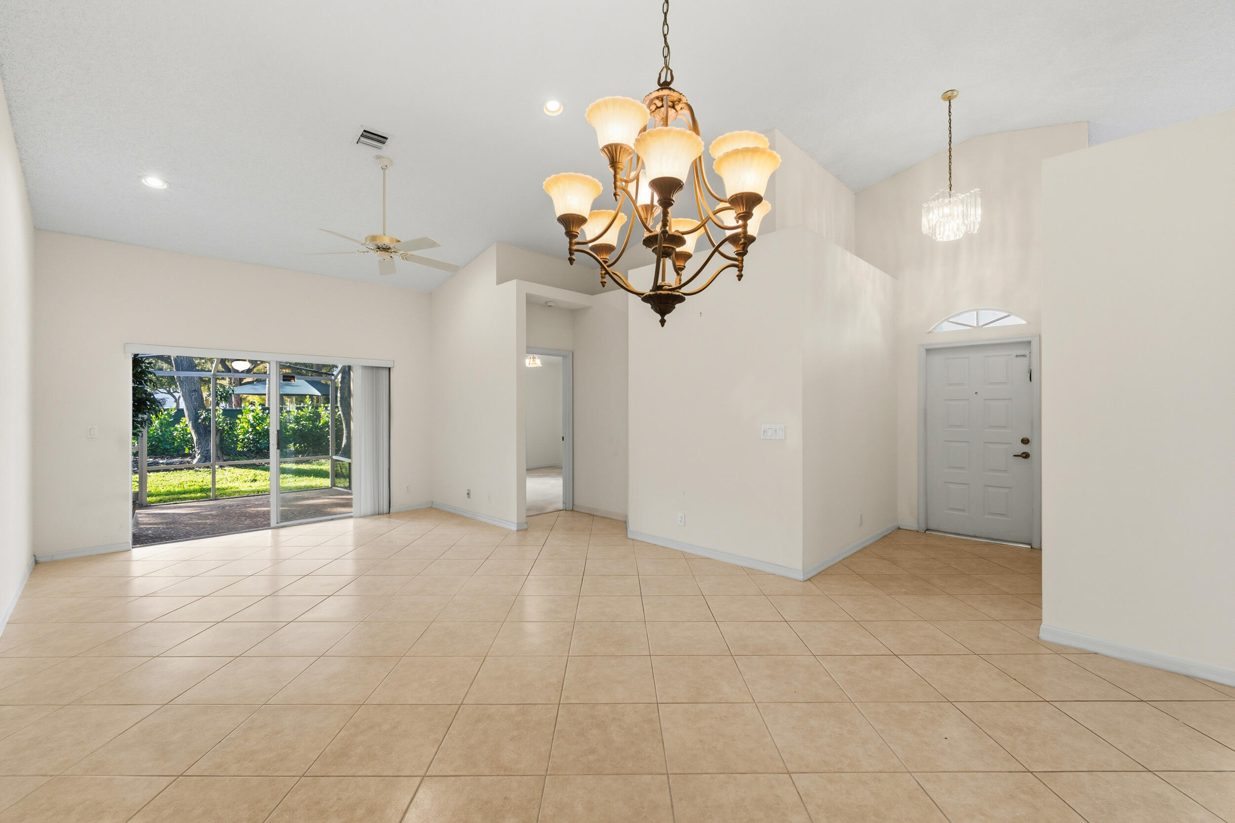 15305 Ixora Road Delray Beach, FL 33484 - Photo 14 of 37 22 (1)