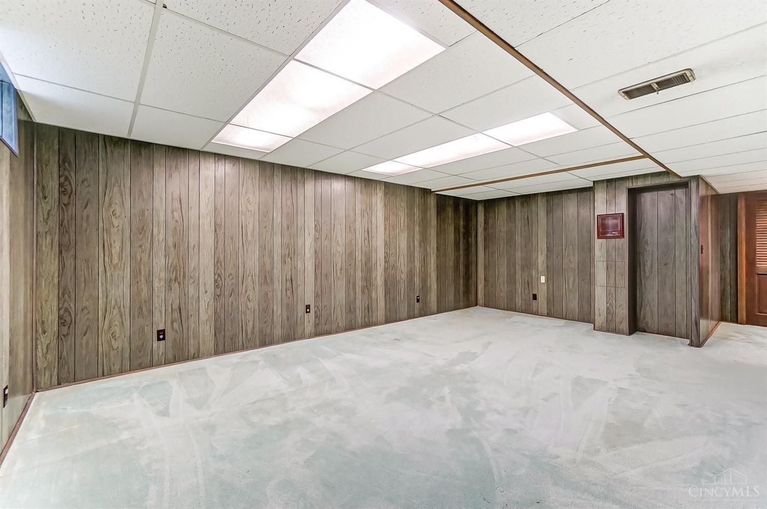 6002 Gaines Road Cincinnati, OH 45247 - Photo 42 of 50