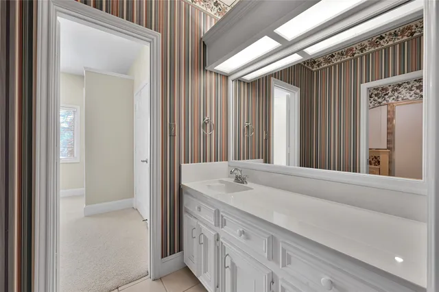 $2,500 | 28 Waters Edge Street, Conroe, TX 77356