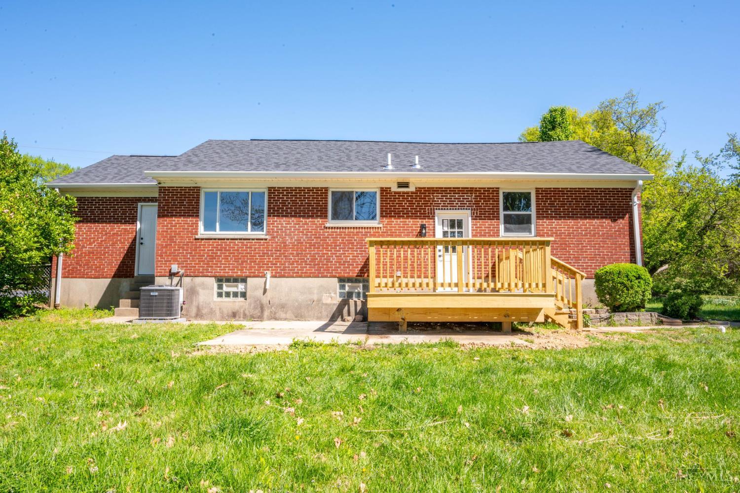 6575 Bridgetown Road Cincinnati, OH 45248 - Photo 35 of 47