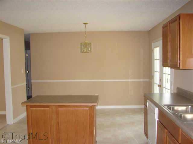 518 Chaney Road Asheboro, NC 27205 - Photo 3 of 9 Other. Dining Room