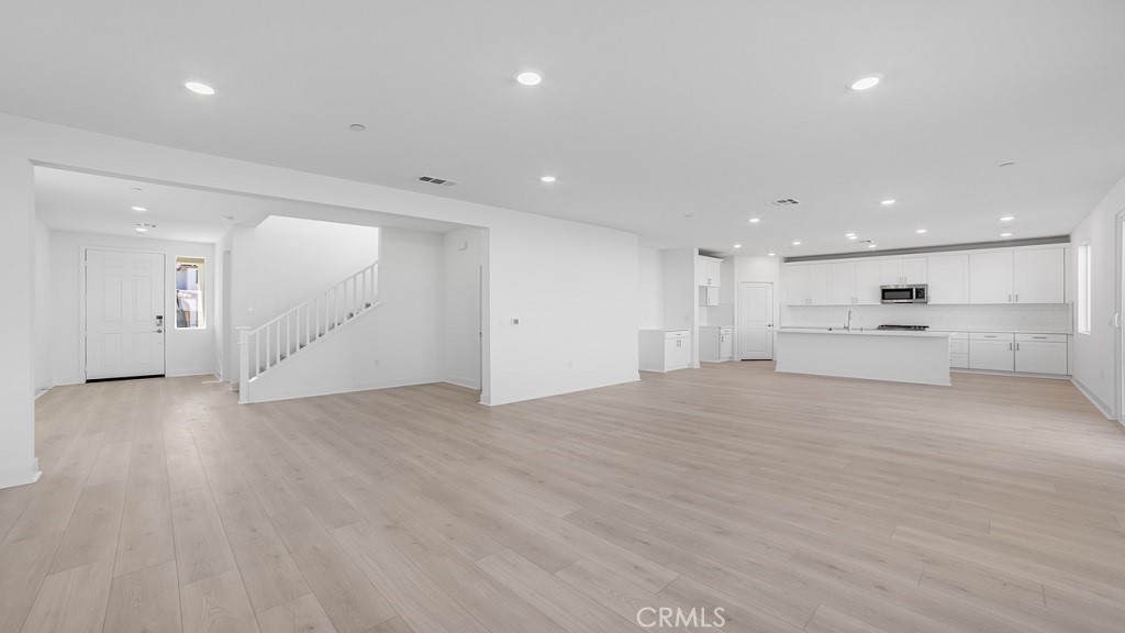 33244 Rusty Court Winchester, CA 92596 - Photo 4 of 13 33244 Rusty Court ~ Ready Now