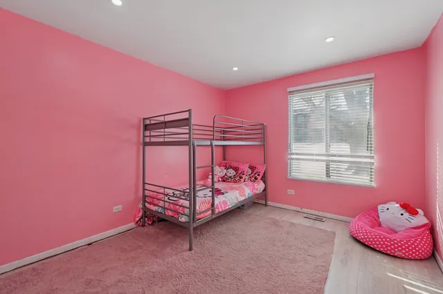 $135,000 | 827 194th Street, Unit 827, Glenwood, IL 60425