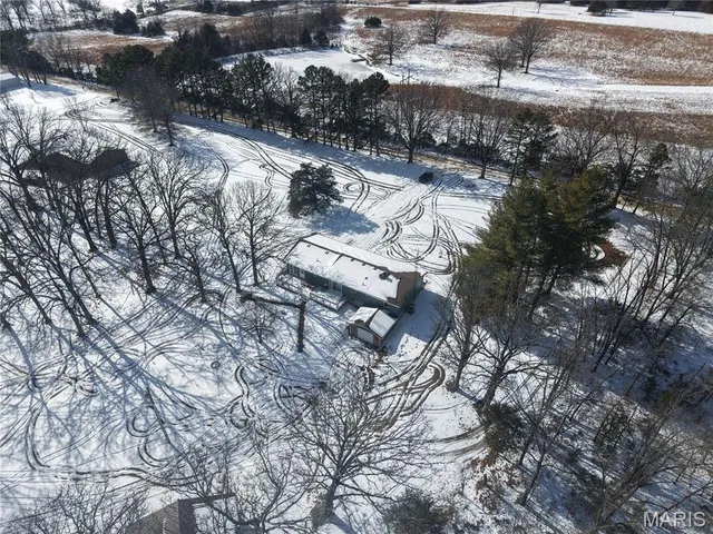 $295,000 | 14574 Colorado Road, Dixon, MO 65459
