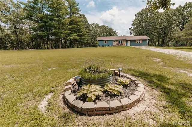 $295,000 | 14574 Colorado Road, Dixon, MO 65459