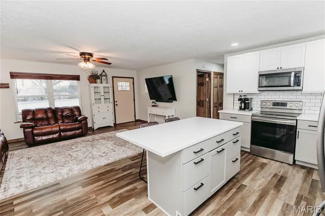 $295,000 | 14574 Colorado Road, Dixon, MO 65459