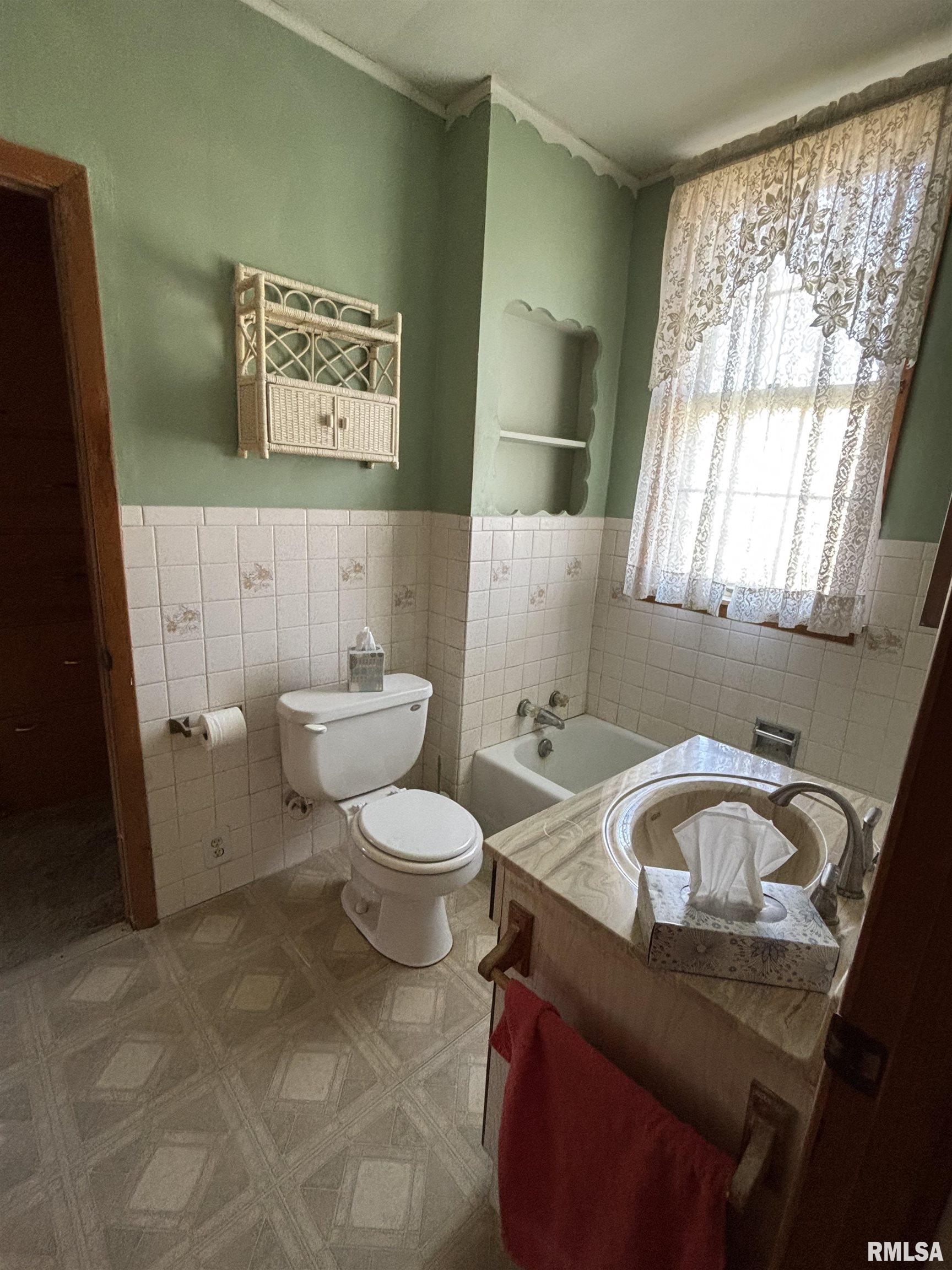 1202 West Prospect Street Kewanee, IL 61443 - Photo 14 of 22