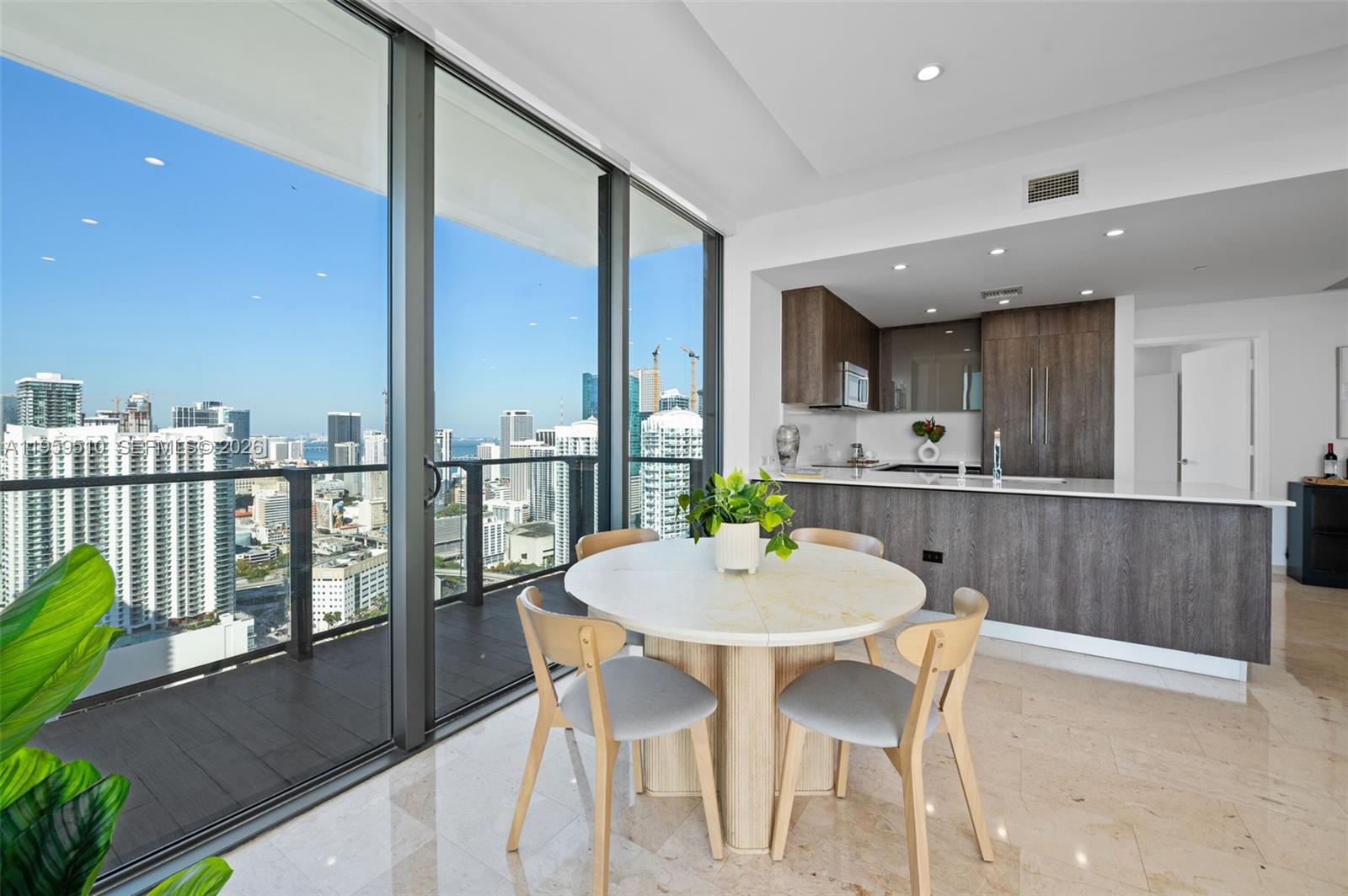 88 Southwest 7th Street, Unit 3612 Miami, FL 33130 - Photo 16 of 64