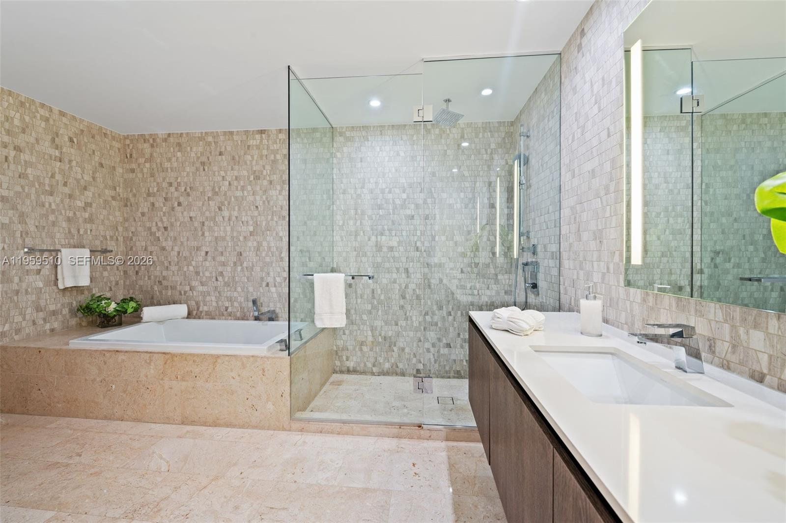 88 Southwest 7th Street, Unit 3612 Miami, FL 33130 - Photo 22 of 64