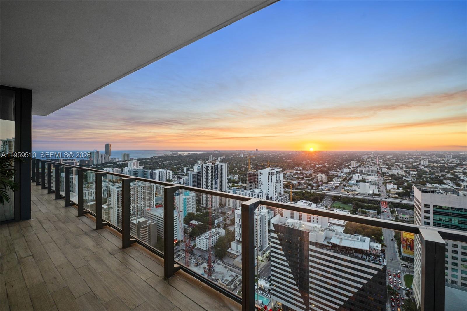 88 Southwest 7th Street, Unit 3612 Miami, FL 33130 - Photo 38 of 64