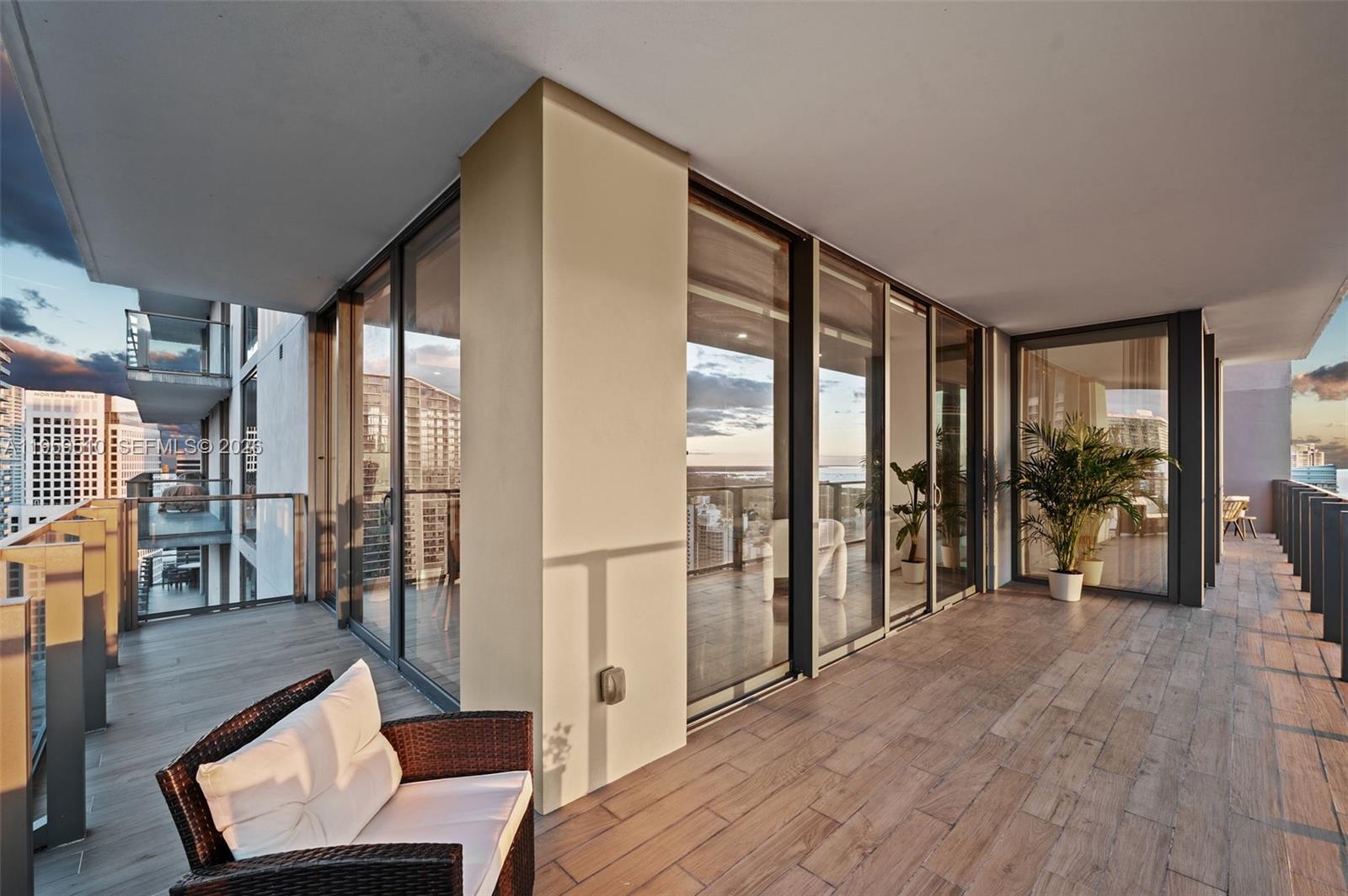 88 Southwest 7th Street, Unit 3612 Miami, FL 33130 - Photo 39 of 64