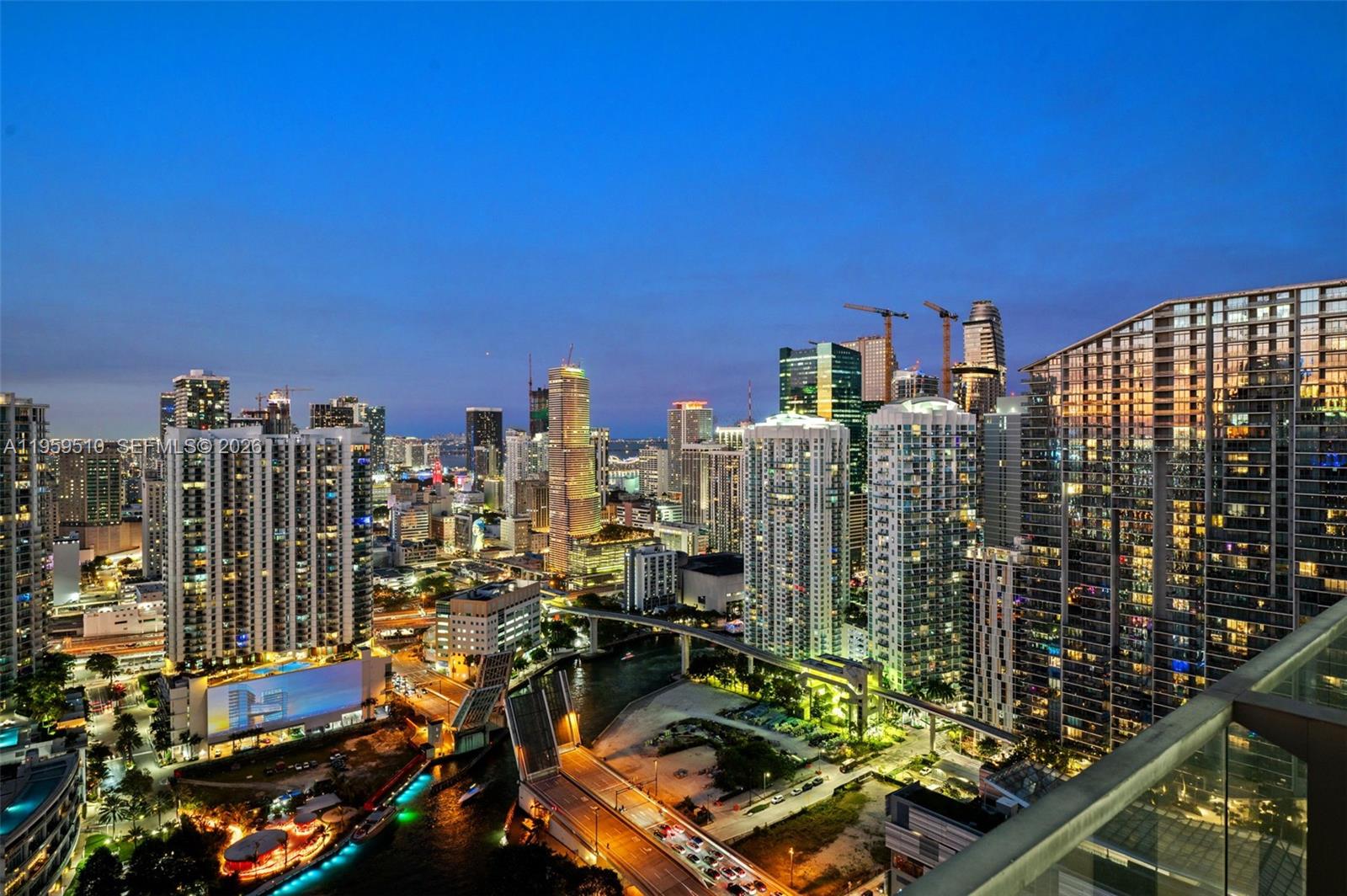 88 Southwest 7th Street, Unit 3612 Miami, FL 33130 - Photo 47 of 64