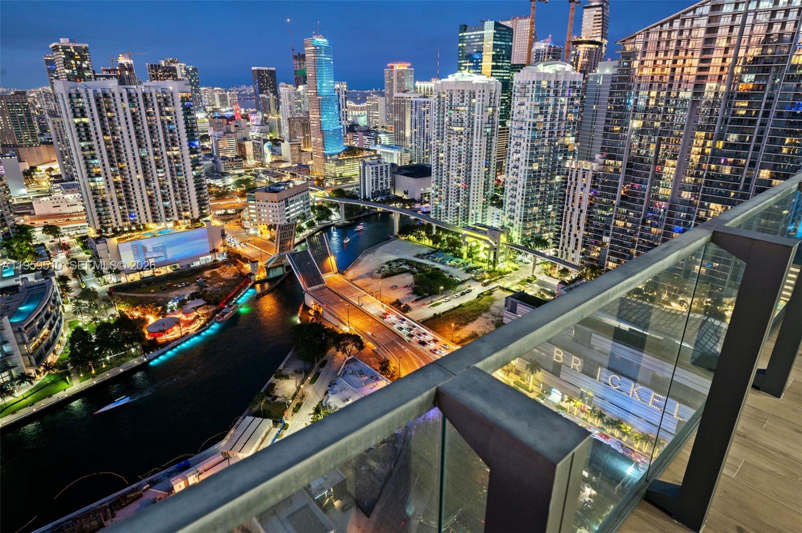 88 Southwest 7th Street, Unit 3612 Miami, FL 33130 - Photo 48 of 64