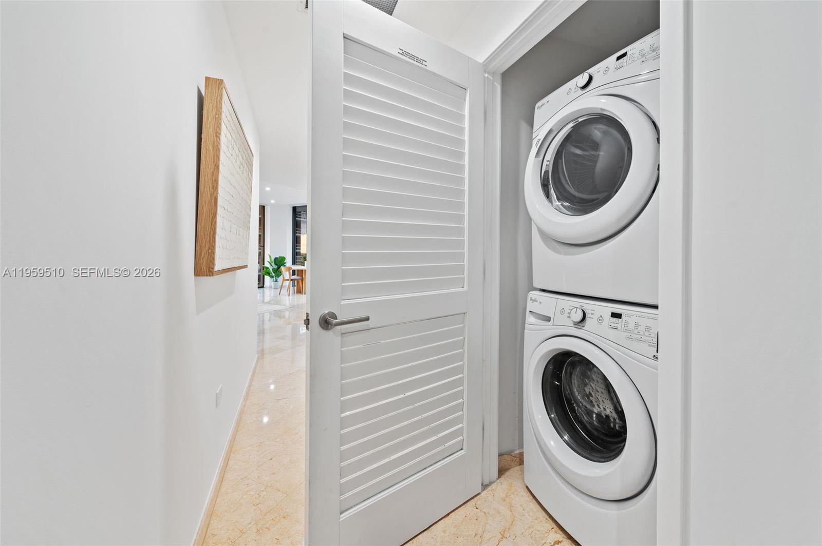 88 Southwest 7th Street, Unit 3612 Miami, FL 33130 - Photo 9 of 64