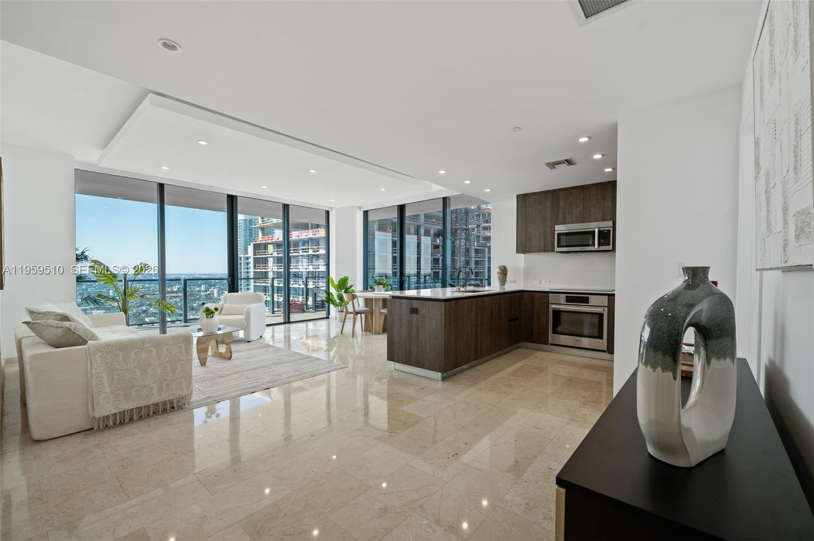 88 Southwest 7th Street, Unit 3612 Miami, FL 33130 - Photo 10 of 64