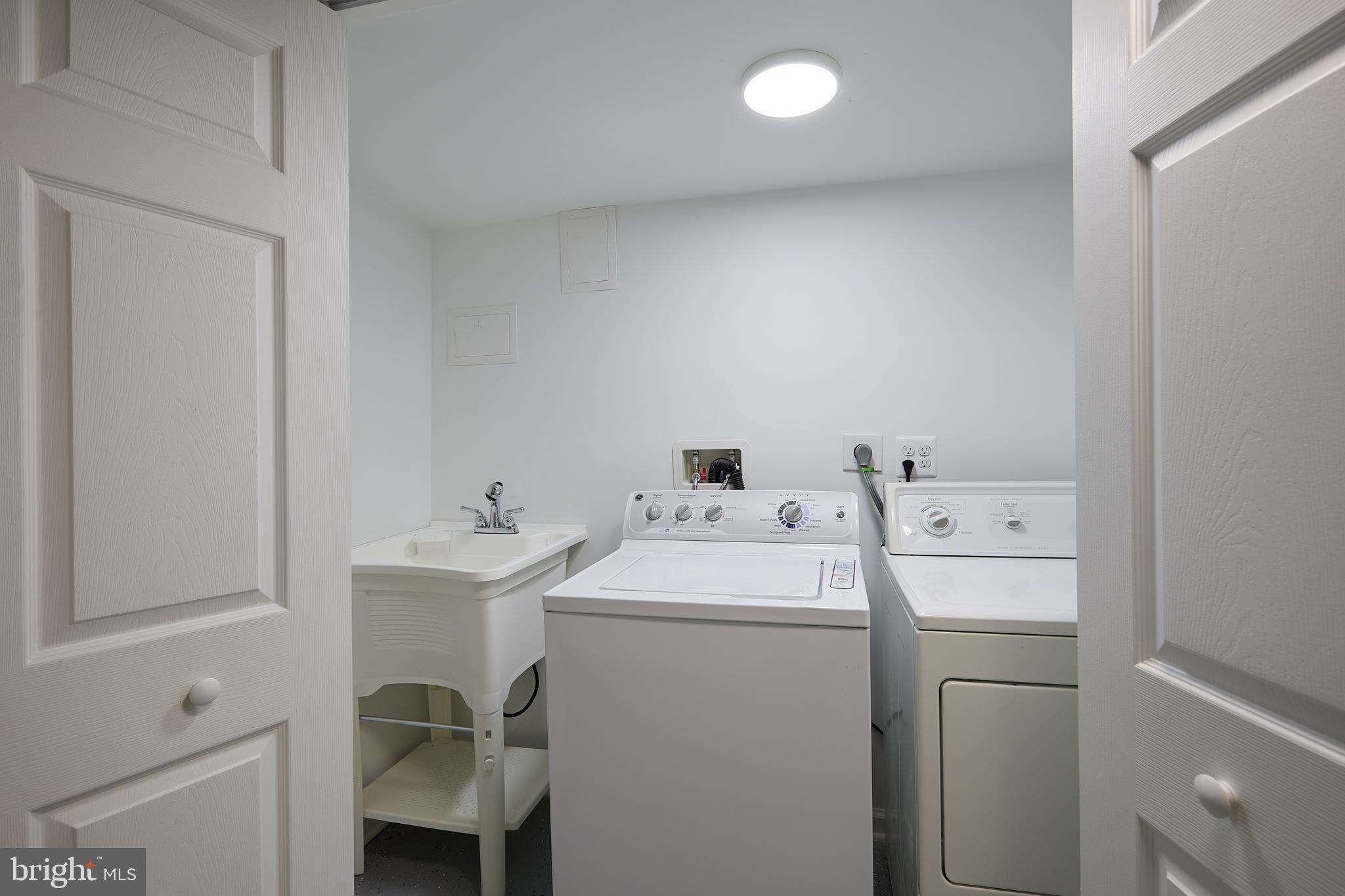 1784 Lanier Place Northwest Washington, DC 20009 - Photo 30 of 44