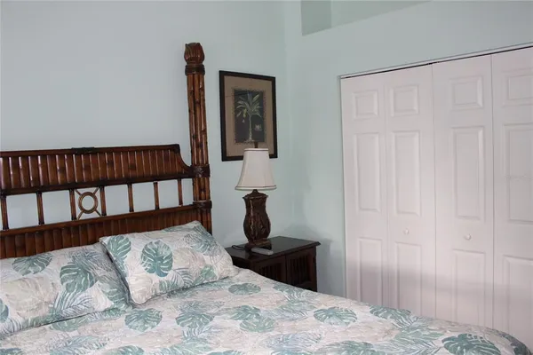 $2,500 | 5019 88th Street East, Unit F18, Bradenton, FL 34211