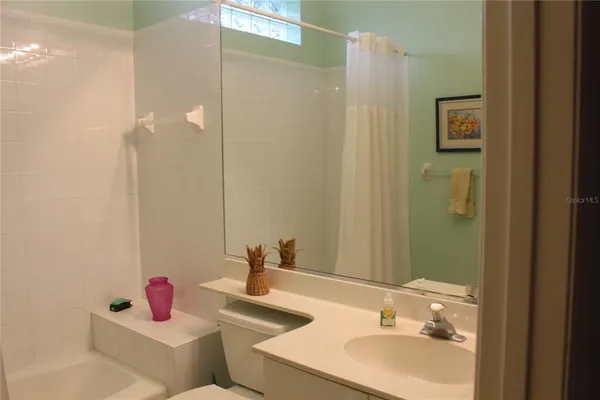 $2,500 | 5019 88th Street East, Unit F18, Bradenton, FL 34211