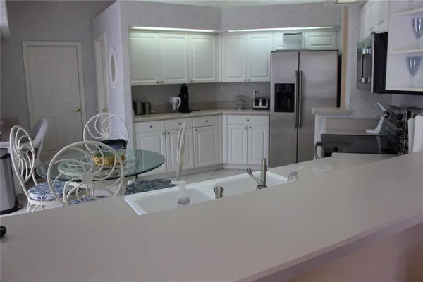 $2,500 | 5019 88th Street East, Unit F18, Bradenton, FL 34211