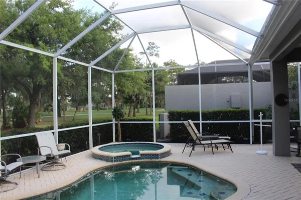 $2,500 | 5019 88th Street East, Unit F18, Bradenton, FL 34211