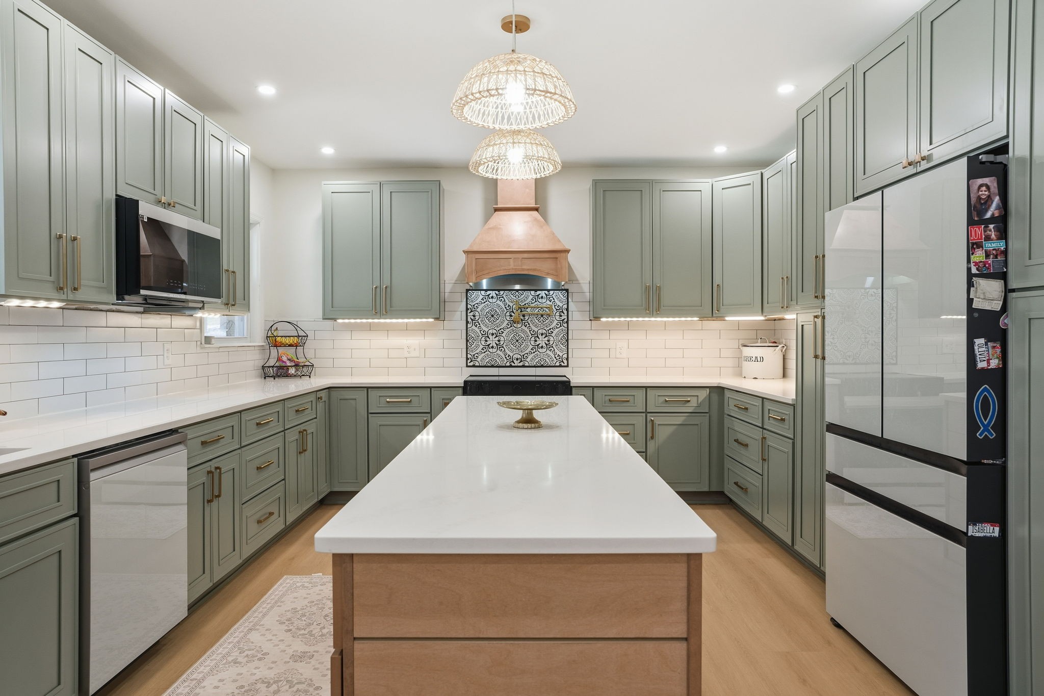 218 Spring Valley Road Hendersonville, TN 37075 - Photo 16 of 60 a kitchen with stainless steel appliances granite countertop a refrigerator a stove and a sink