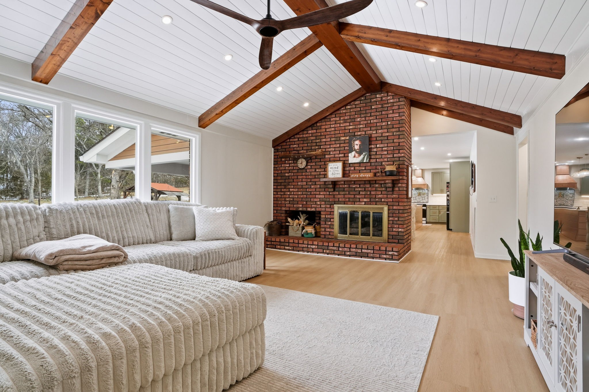 218 Spring Valley Road Hendersonville, TN 37075 - Photo 24 of 60 a bedroom with furniture and a large window