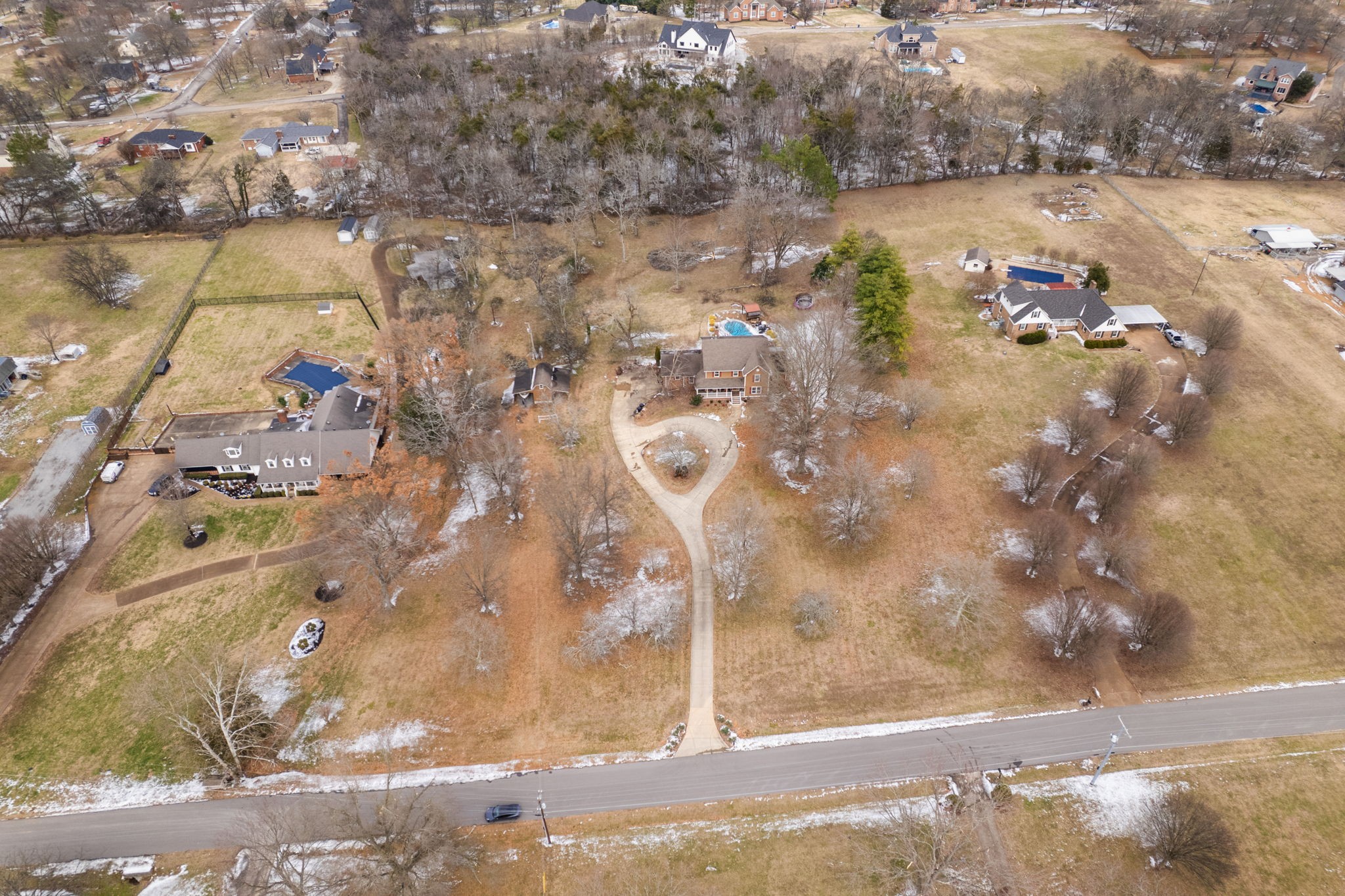 218 Spring Valley Road Hendersonville, TN 37075 - Photo 59 of 60 a view of swimming pool with mountain view