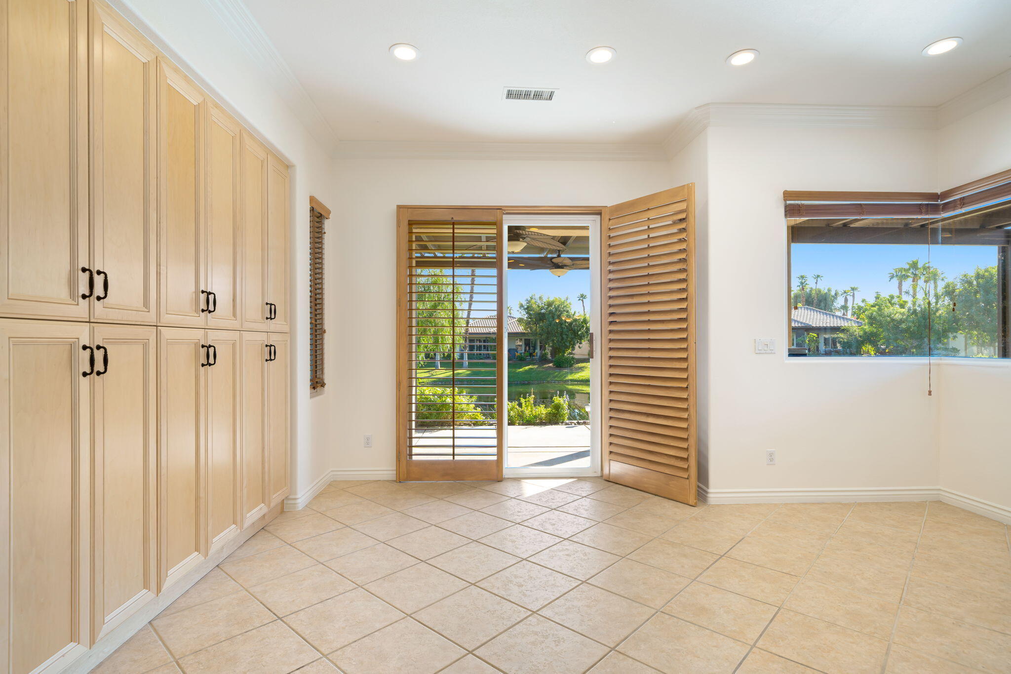 27 Racquet Club Drive South Rancho Mirage, CA 92270 - Photo 22 of 44