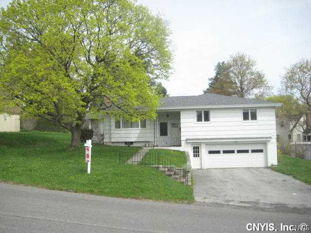 204 Ridgecrest Road DeWitt, NY 13214 - Photo 1 of 1 Exterior Front