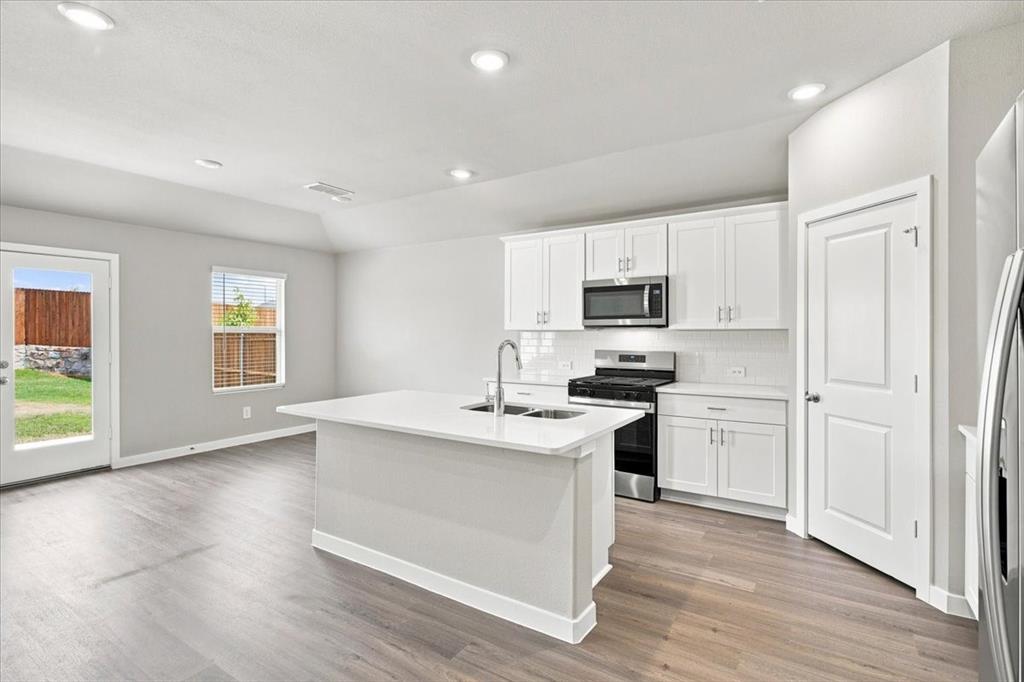 2109 Rannoch Street Sherman, TX 75092 - Photo 10 of 30 Gallery Image 10