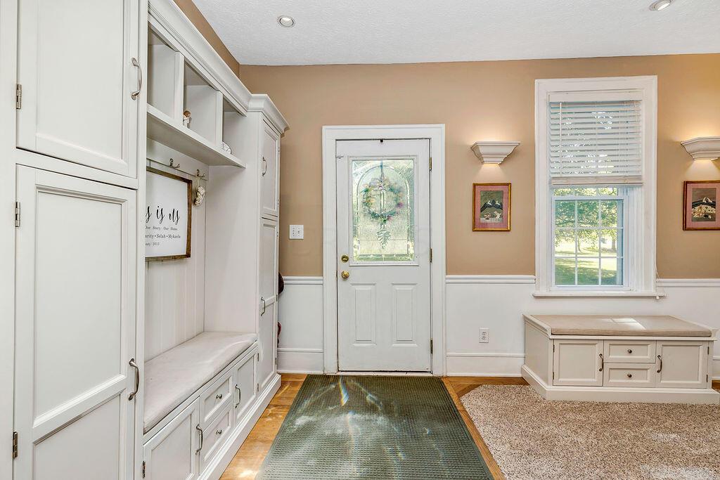 1776 Warren Road Delaware, OH 43015 - Photo 6 of 55